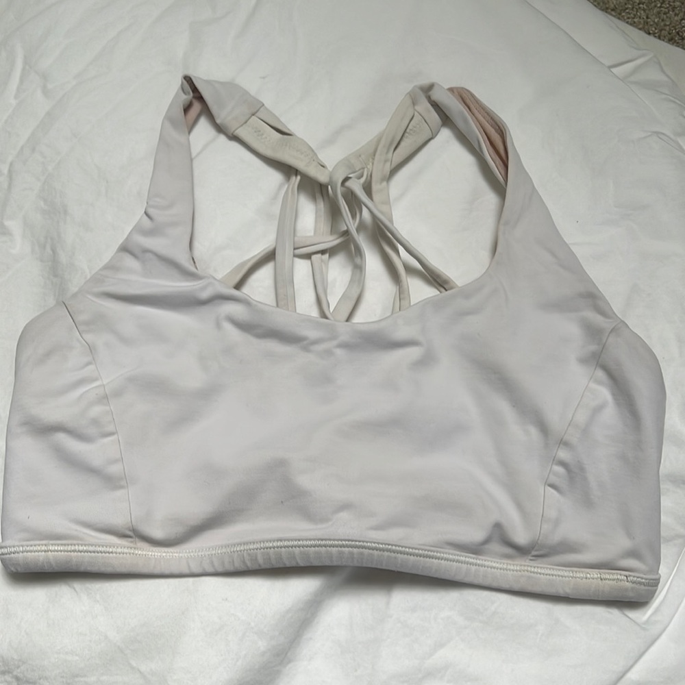 Lululemon sports bra